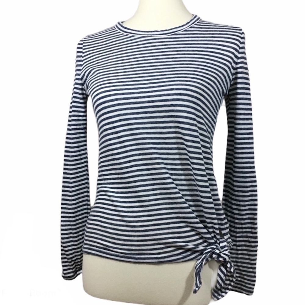Madewell | Blue / White Striped Knotted Top Size S